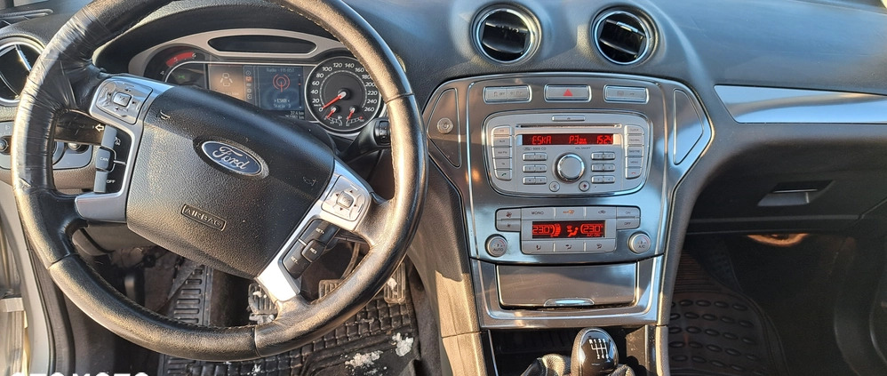 Ford Mondeo cena 9999 przebieg: 352000, rok produkcji 2009 z Brzesko małe 121